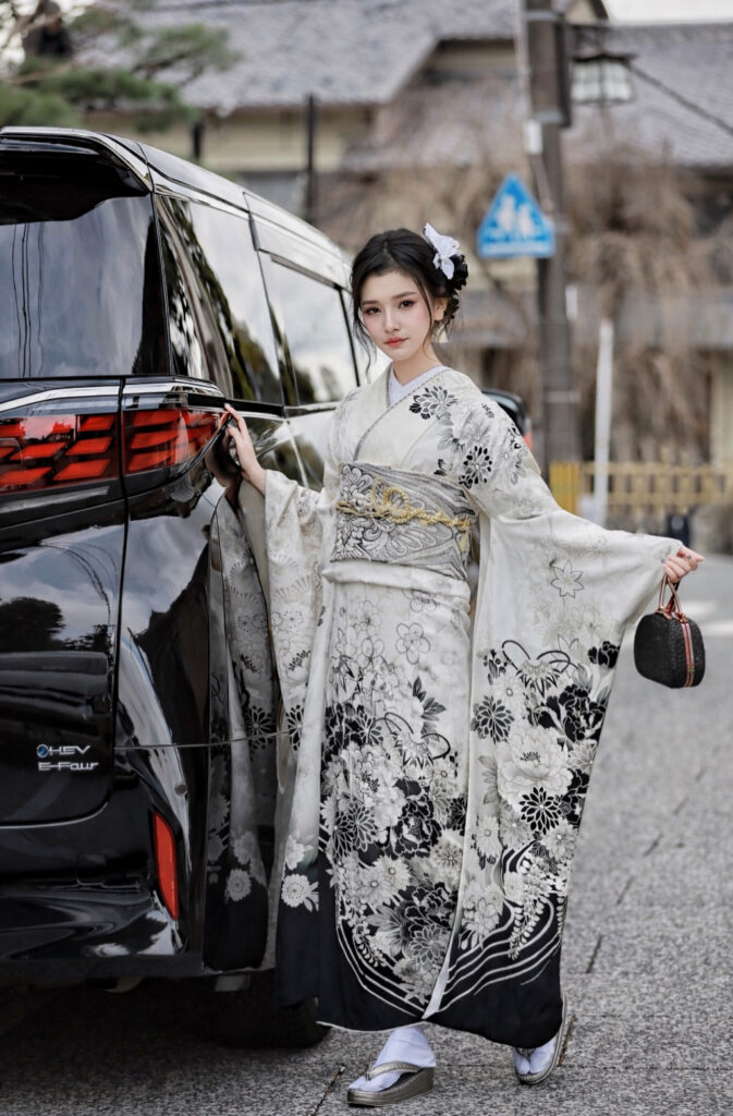 Premium Furisode kimono